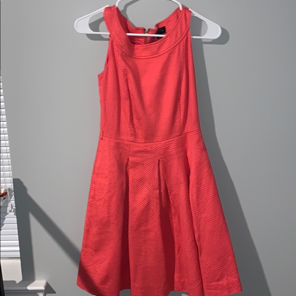 Pink dress with pockets!